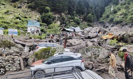 जम्मू-कश्मीर के किश्तवाड़ में बादल फटने के बाद लापता लोगों की तलाश चौथे दिन भी जारी